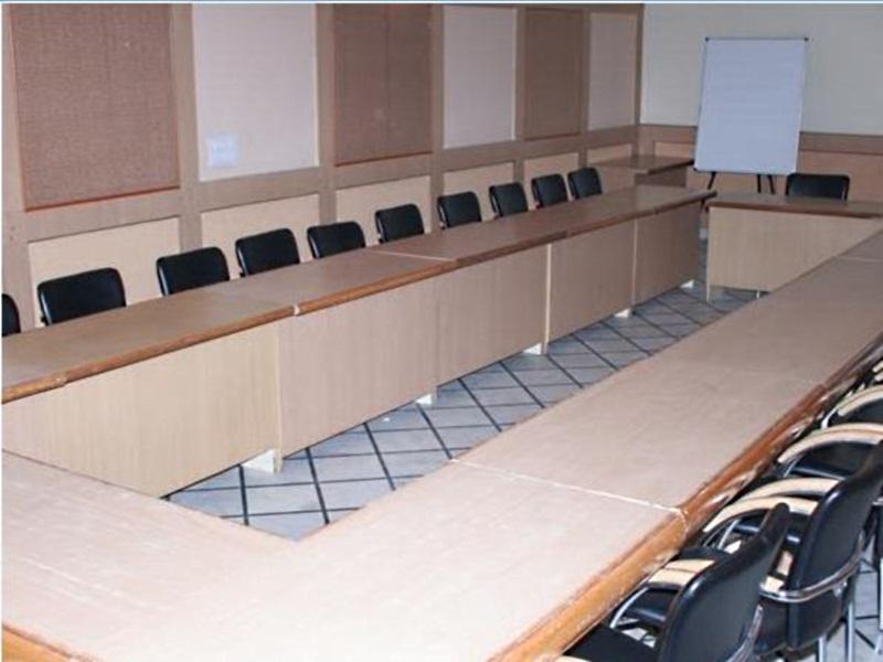Hotel Queens Residency Ґурґаон Екстер'єр фото
